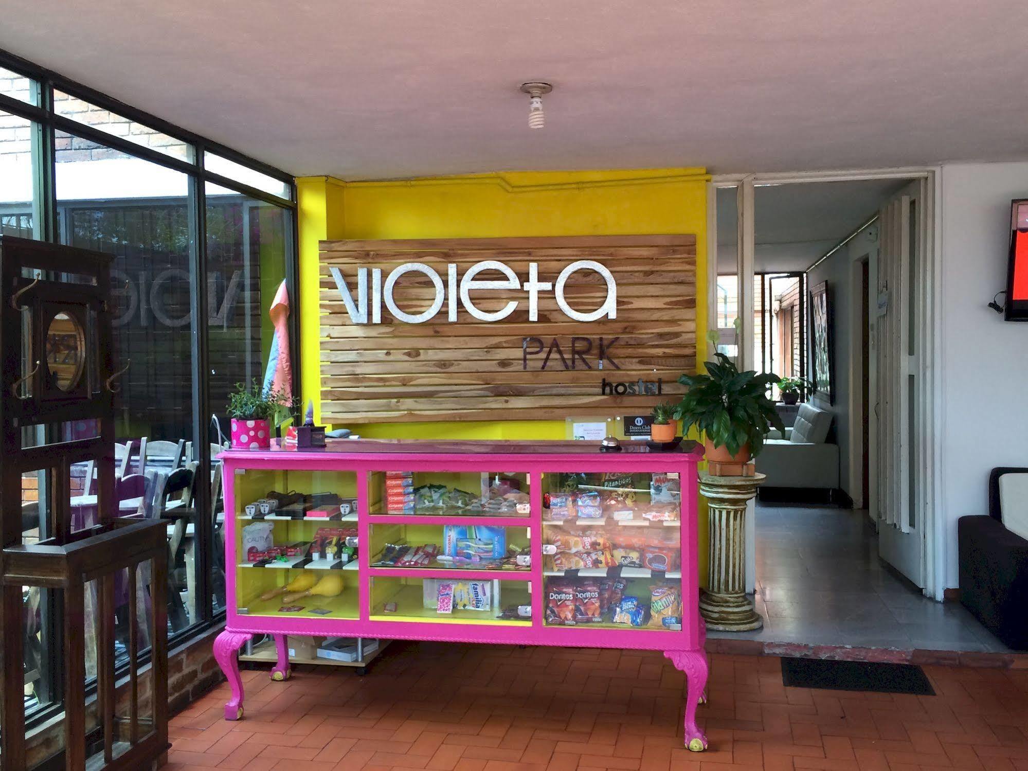 Violeta Park * Bogota